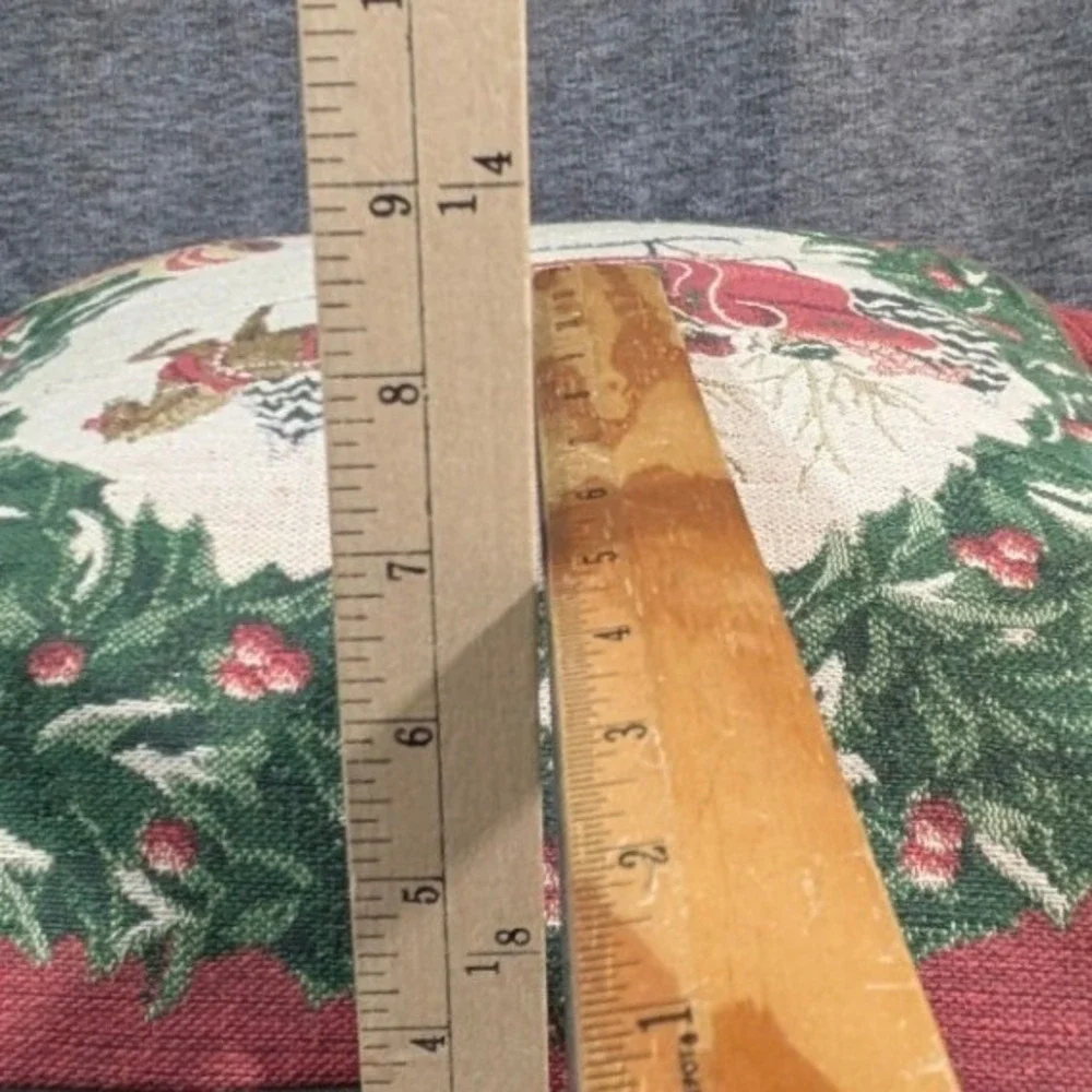 Vintage Christmas Woven Tapestry Pillow Horse Sleigh Wreath Red Green 16x16